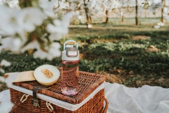 Butelka na wodę Kambukka Elton 500ml - Apple Blossom