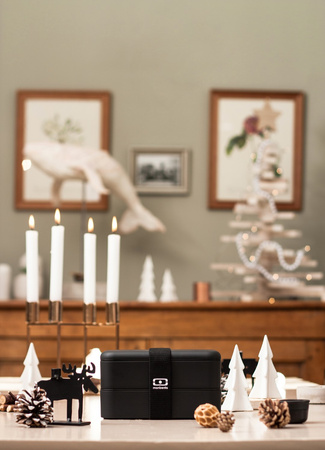 Monbento Pojemnik na sos Temple M Black Onyx