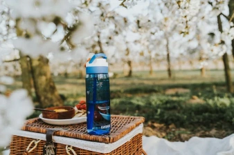 Butelka na wodę Kambukka Lagoon 1000 ml -  Arctic Blue