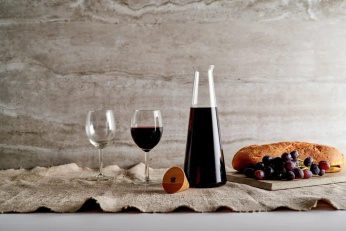 BU Karafka do wody 1200ml - z filtrem