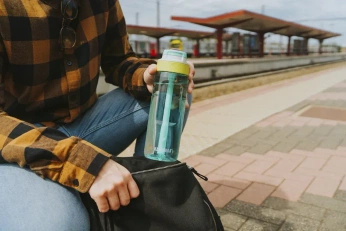 Butelka na wodę Kambukka Lagoon 1000 ml - Arctic Blue