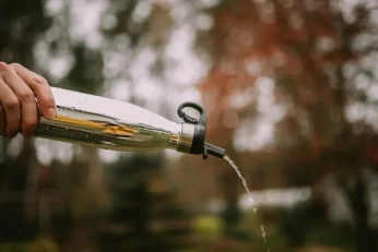 Zakrętka ze słomką Ragsy