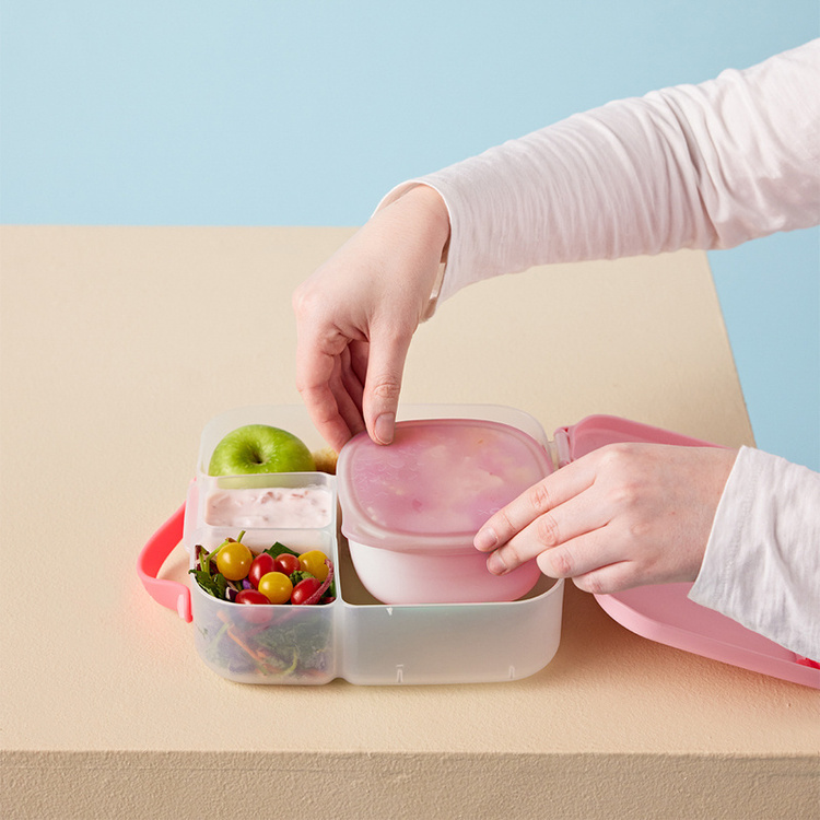 B.Box Silikonowy pojemnik z pokrywką do lunchboxa Berry