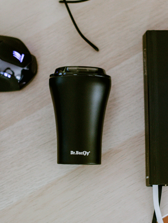 Kubek termiczny do kawy z powłoką ceramiczną Dr.Bacty Apollo 227 ml - czarny