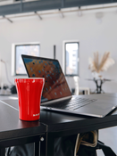 Dr.Bacty Apollo - Kubek termiczny do kawy - 227 ml - czerwony